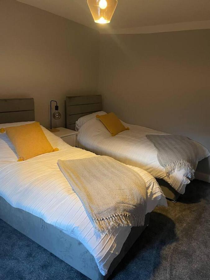Cosy Apartment Above Village Pub Buxton  Eksteriør billede